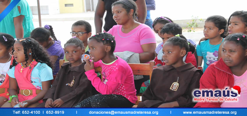 Emaús Madre teresa de Calcuta Donación Chincha