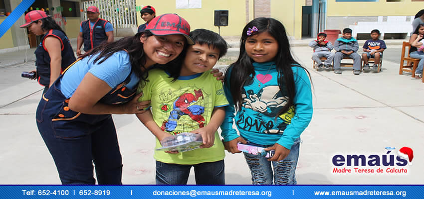 Emaús Madre teresa de Calcuta Donación Chincha