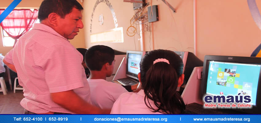 Emaús Madre teresa de Calcuta Navidad Ucayali