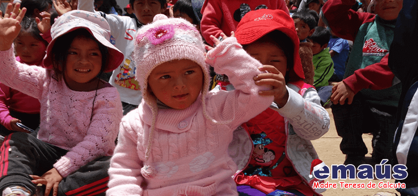 Emaús Madre teresa de Calcuta Navidad Huancavelica