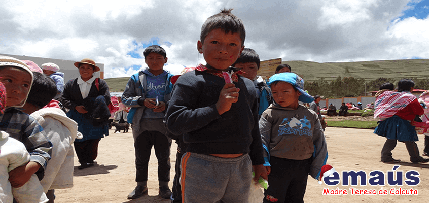 Emaús Madre teresa de Calcuta Navidad Huancavelica