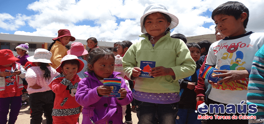 Emaús Madre teresa de Calcuta Navidad Huancavelica