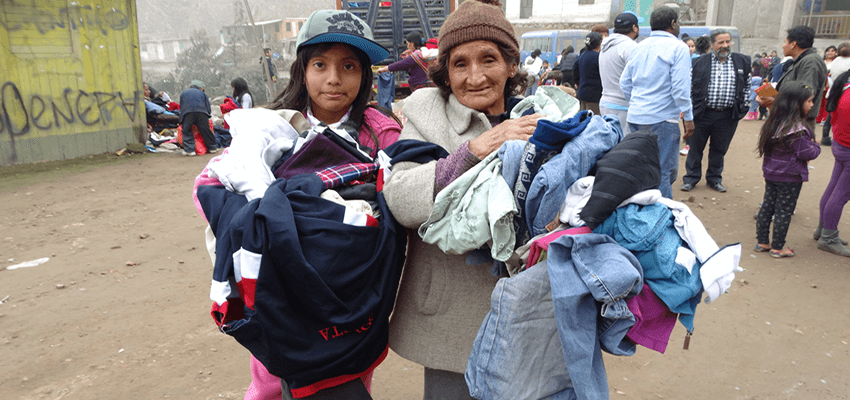 Emaús Madre teresa de Calcuta Donación de Ropa VMT